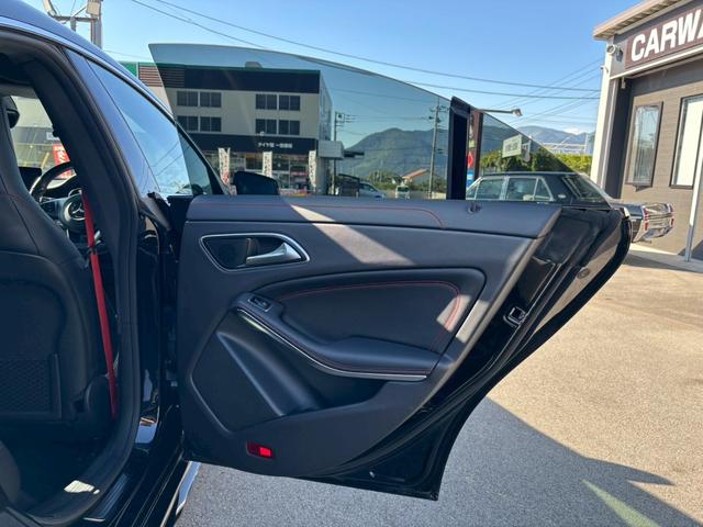 ＣＬＡクラス ＣＬＡ２５０シュポルト　４マチック　認定中古車／サンルーフ／レザーシート／ｈａｒｍａｎｋａｒｄｏｎ／ＡＭＧレザーエクスクルーシブＰＫＧ／純正ナビ／バックカメラ／ＢＴ／ＬＥＤ／１８ＡＷ／４ＷＤ／ターボ／メモリーシート／シートヒーター／（15枚目）