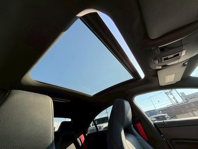 ＣＬＡクラス ＣＬＡ２５０シュポルト　４マチック　認定中古車／サンルーフ／レザーシート／ｈａｒｍａｎｋａｒｄｏｎ／ＡＭＧレザーエクスクルーシブＰＫＧ／純正ナビ／バックカメラ／ＢＴ／ＬＥＤ／１８ＡＷ／４ＷＤ／ターボ／メモリーシート／シートヒーター／（28枚目）