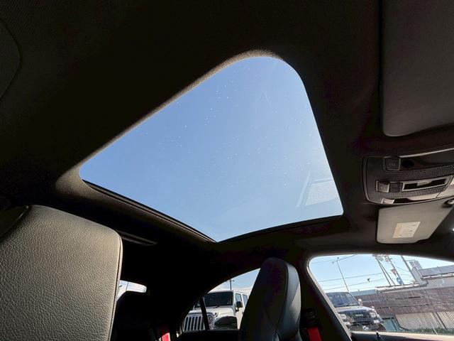 ＣＬＡクラス ＣＬＡ２５０シュポルト　４マチック　認定中古車／サンルーフ／レザーシート／ｈａｒｍａｎｋａｒｄｏｎ／ＡＭＧレザーエクスクルーシブＰＫＧ／純正ナビ／バックカメラ／ＢＴ／ＬＥＤ／１８ＡＷ／４ＷＤ／ターボ／メモリーシート／シートヒーター／（29枚目）