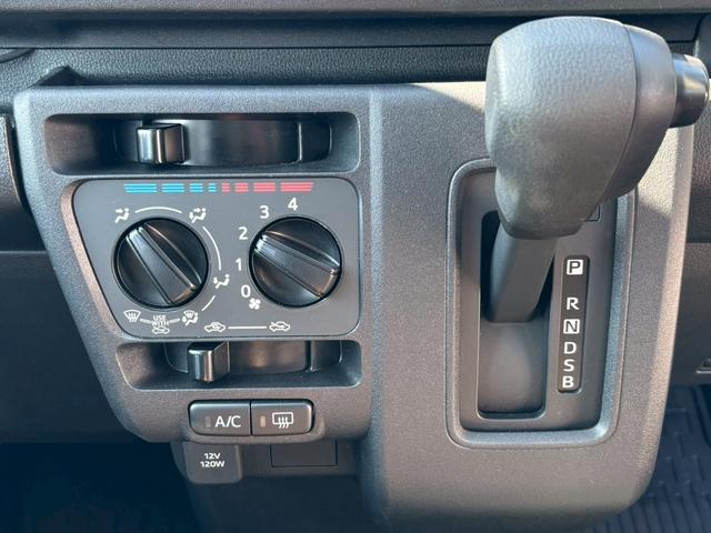 ハイゼットカーゴ クルーズ　認定中古車／ナビ／Ｂｌｕｅｔｏｏｔｈ／４ＷＤ／スマートキー／プッシュスタート／スペアキー／ＥＴＣ／オートライト／取説／保証書（22枚目）