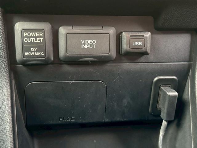 ステップワゴンスパーダ Z インターナビセレクション 認定中古車/両側電動スライドドア/10.2インチ後席モニター/純正ナビ/バックカメラ/HIDヘッドライト/クルコン/16インチAW/フォグ(31枚目)