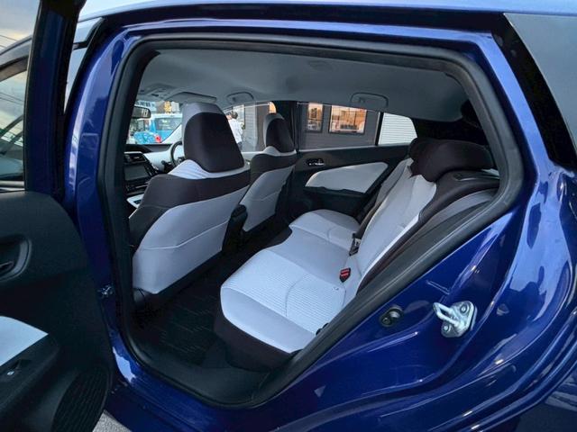 プリウス A 純正ナビ(NSCP-W64)/セーフティセンス/バックカメラ/シンプルインテリジェントパーキングアシスト/ヘッドアップディスプレイ/ブラインドスポットモニター/ステアリングスイッチ/LED/ソナー(17枚目)