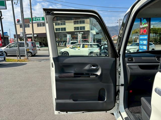 タント カスタムＲＳ　トップエディションＳＡ　認定中古車／８インチ純正ナビ（ＮＳＺＮ－Ｗ６５ＤＢ）／両側電動スライドドア／後席モニター／ＬＥＤヘッドライト／フルセグ／バックカメラ／スマートアシスト／ターボ／純正ＡＷ／Ｂｌｕｅｔｏｏｔｈ／ＨＤＭＩ（13枚目）