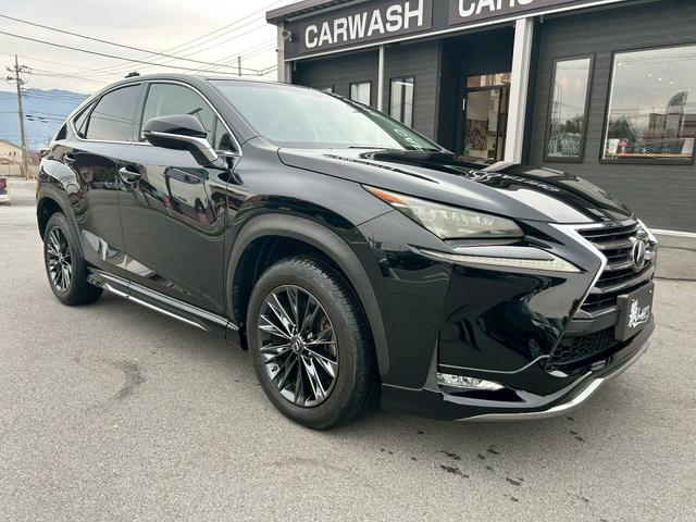 NX NX200t Iパッケージ 認定中古車/純正ナビ/バックカメラ/サイドカメラ/3眼LED/合皮ーシート/ステアリングヒーター/メモリーシート/クルーズコントロール/Bluetooth/取説/保証書(3枚目)