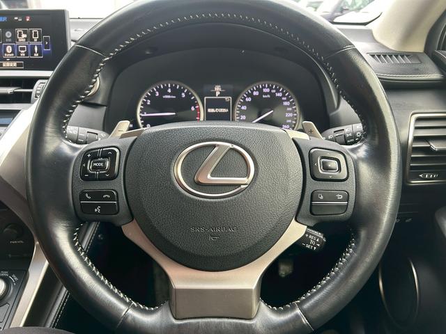 NX NX200t Iパッケージ 認定中古車/純正ナビ/バックカメラ/サイドカメラ/3眼LED/合皮ーシート/ステアリングヒーター/メモリーシート/クルーズコントロール/Bluetooth/取説/保証書(12枚目)