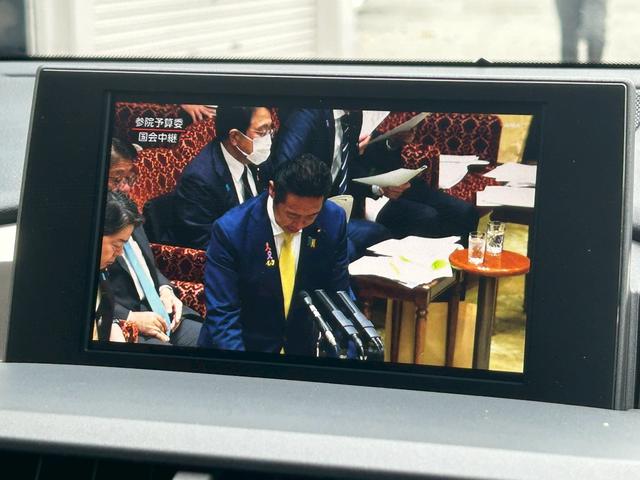 NX NX200t Iパッケージ 認定中古車/純正ナビ/バックカメラ/サイドカメラ/3眼LED/合皮ーシート/ステアリングヒーター/メモリーシート/クルーズコントロール/Bluetooth/取説/保証書(16枚目)