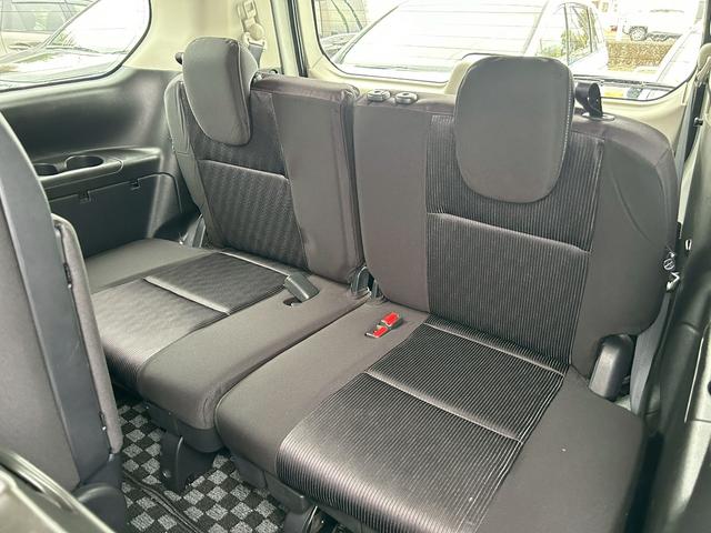 セレナ ハイウェイスター　ＶセレクションＩＩ　認定中古車／セーフティパックＢ／インテリジェントパーキングアシスト／エマージェンシーブレーキ／アラウンドビューモニター／ソナー／デジタルインナーミラー／１１インチナビ／ハンズフリーＰＳＤ／ＬＥＤ（13枚目）