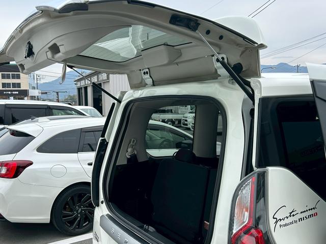 セレナ ハイウェイスター　ＶセレクションＩＩ　認定中古車／セーフティパックＢ／インテリジェントパーキングアシスト／エマージェンシーブレーキ／アラウンドビューモニター／ソナー／デジタルインナーミラー／１１インチナビ／ハンズフリーＰＳＤ／ＬＥＤ（28枚目）
