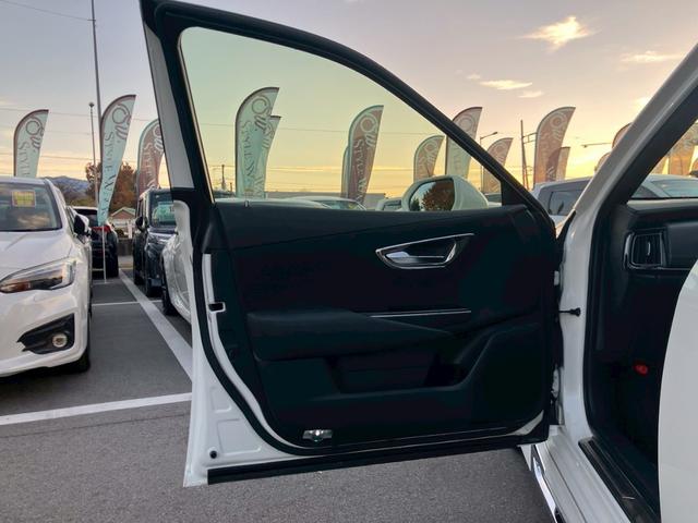 クラウンハイブリッド Ｓ　ＡＩＳ検査済／純正ナビ・ＴＶ／モデリスタエアロ／モデリスタＡＷ／トランクスポイラー／セーフティＰＫＧ／パノラミックビューモニター／ＢＳＭ／ヘッドアップディスプレイ／インテリジェントパーキングアシスト／（11枚目）