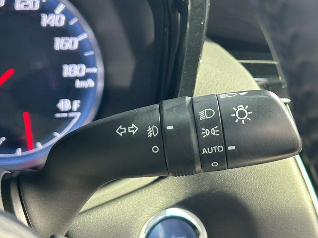 クラウンハイブリッド Ｓ　ＡＩＳ検査済／純正ナビ・ＴＶ／モデリスタエアロ／モデリスタＡＷ／トランクスポイラー／セーフティＰＫＧ／パノラミックビューモニター／ＢＳＭ／ヘッドアップディスプレイ／インテリジェントパーキングアシスト／（28枚目）