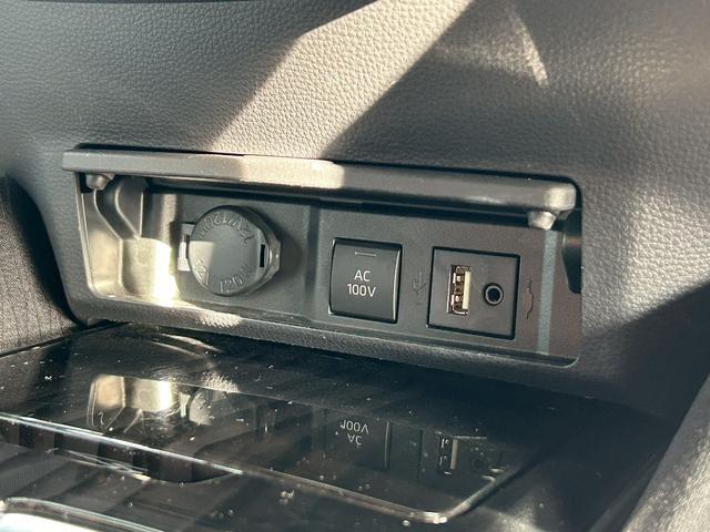 クラウンハイブリッド Ｓ　ＡＩＳ検査済／純正ナビ・ＴＶ／モデリスタエアロ／モデリスタＡＷ／トランクスポイラー／セーフティＰＫＧ／パノラミックビューモニター／ＢＳＭ／ヘッドアップディスプレイ／インテリジェントパーキングアシスト／（29枚目）