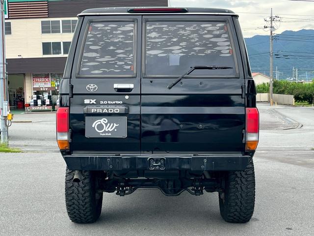 ランドクルーザープラド SXワイド ユーザー買取車/リフトアップ/社外ナビ/社外AW/社外ステアリング/バックカメラ/ETC(6枚目)