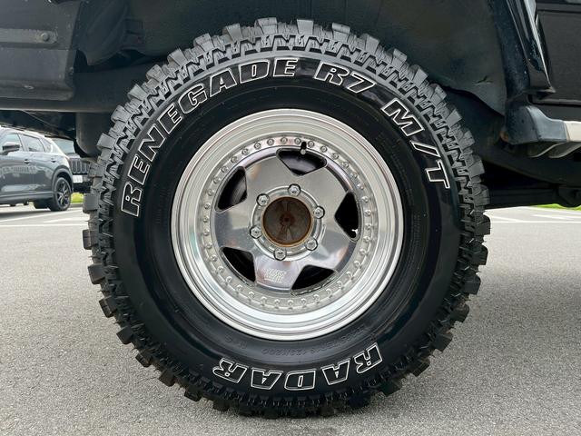 ランドクルーザープラド SXワイド ユーザー買取車/リフトアップ/社外ナビ/社外AW/社外ステアリング/バックカメラ/ETC(36枚目)