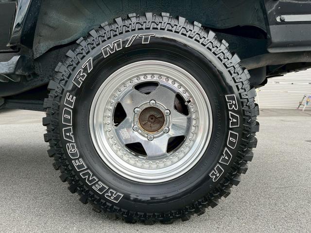 ランドクルーザープラド SXワイド ユーザー買取車/リフトアップ/社外ナビ/社外AW/社外ステアリング/バックカメラ/ETC(37枚目)