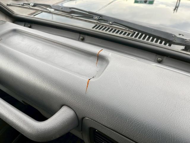 ランドクルーザープラド SXワイド ユーザー買取車/リフトアップ/社外ナビ/社外AW/社外ステアリング/バックカメラ/ETC(40枚目)