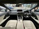 ＲＸ２００ｔ　Ｆスポーツ　認定中古車／１２．３インチ純正ナビ／全周囲モニター／３眼ＬＥＤ／レザーシート／４ＷＤ／ターボ／シーケンシャル／２０インチＡＷ／ＨＵＤ／メモリーシート／ＢＴ／ＡＣ１００Ｖ／ソナー／取・保・スペア（10枚目）