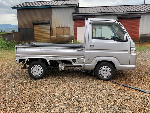 アクティトラック タウン　フルタイム４ＷＤ　パワーウインドウ　パワステ　エアコン　オーディオ　キーレス（5枚目）