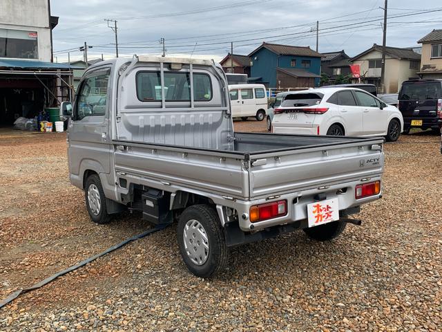 アクティトラック タウン　フルタイム４ＷＤ　パワーウインドウ　パワステ　エアコン　オーディオ　キーレス（8枚目）