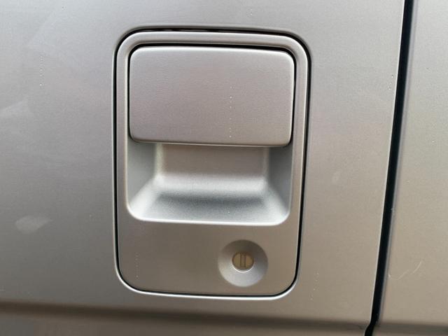 アクティトラック タウン　フルタイム４ＷＤ　パワーウインドウ　パワステ　エアコン　オーディオ　キーレス（14枚目）