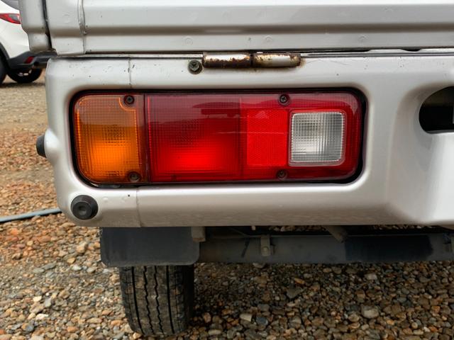 アクティトラック タウン　フルタイム４ＷＤ　パワーウインドウ　パワステ　エアコン　オーディオ　キーレス（18枚目）