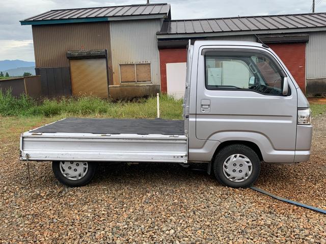 アクティトラック タウン　フルタイム４ＷＤ　パワーウインドウ　パワステ　エアコン　オーディオ　キーレス（21枚目）