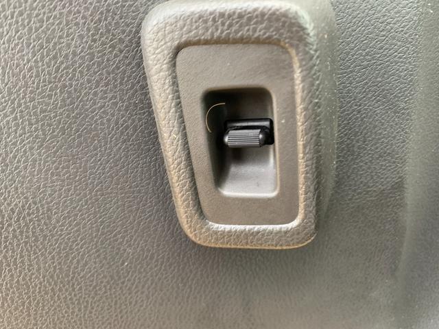 アクティトラック タウン　フルタイム４ＷＤ　パワーウインドウ　パワステ　エアコン　オーディオ　キーレス（46枚目）