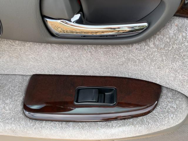 �z�b�g�J�[�Y�͓X���̔��E�e��^�C���E�e��J�^���O��舵���Ă���܂���C�y�ɂ����k�������I