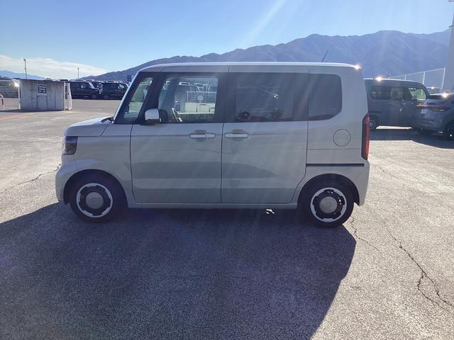 N-BOX ファッションスタイル 当社デモカー(4枚目)