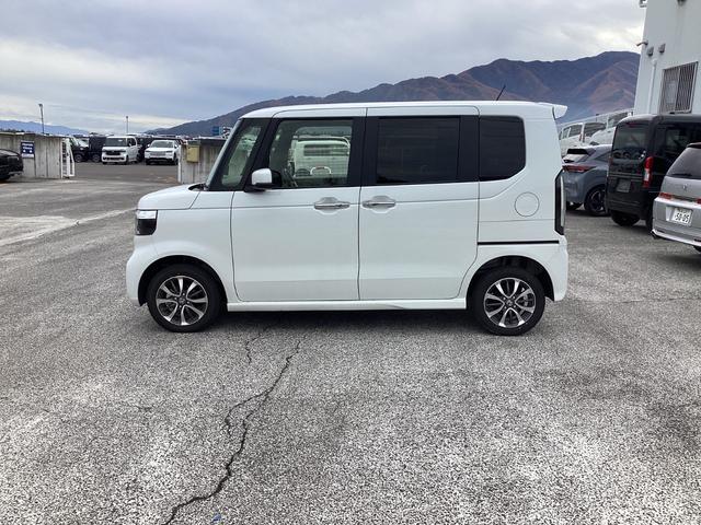 N-BOXカスタム ベースグレード 当社デモカー(4枚目)