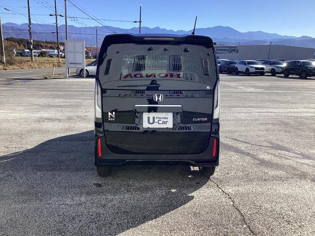 N-BOXカスタム ベースグレード 当社元レンタカー(3枚目)
