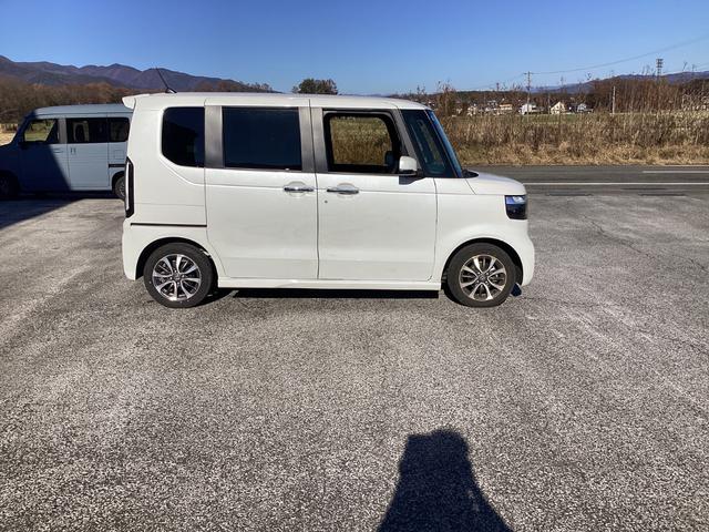 Ｎ－ＢＯＸカスタム ベースグレード　当社デモカー（5枚目）