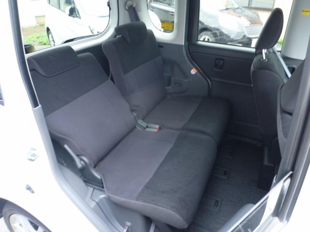 タント カスタムＲＳ　４ＷＤ　走行３９５５５キロ　１オーナー車　ＳＤナビ　フルセグＴＶ　Ｂｌｕｅｔｏｏｔｈオーディオ　ターボ　スマートキー　オートスライドドア　ＨＩＤ　ＥＴＣ　オーバーヘッドコンソール（18枚目）