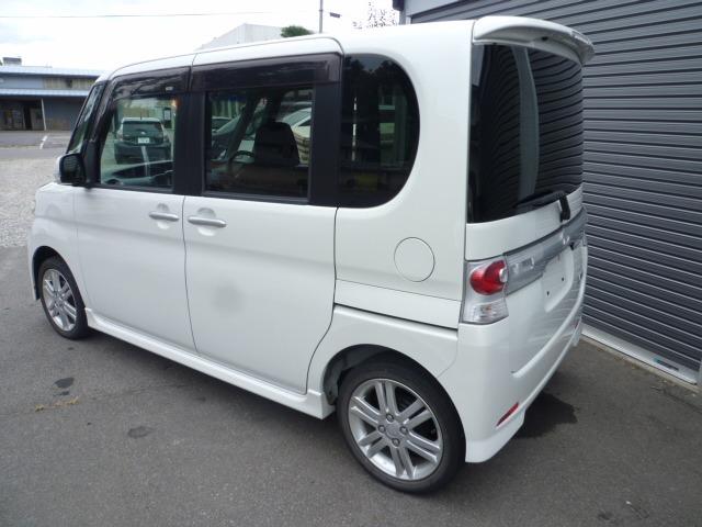 タント カスタムＲＳ　４ＷＤ　走行３９５５５キロ　１オーナー車　ＳＤナビ　フルセグＴＶ　Ｂｌｕｅｔｏｏｔｈオーディオ　ターボ　スマートキー　オートスライドドア　ＨＩＤ　ＥＴＣ　オーバーヘッドコンソール（27枚目）