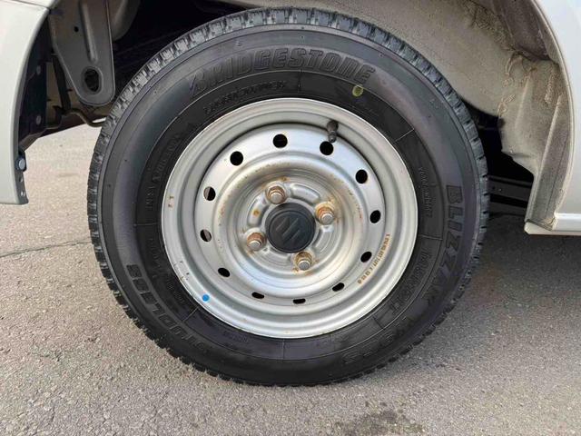 エブリイ ＰＡ　４ＷＤ　ＡＴ　両側スライドドア　エアコン　パワーステアリング　運転席エアバッグ　助手席エアバッグ　ＣＤ　ＭＤ　カセット（11枚目）