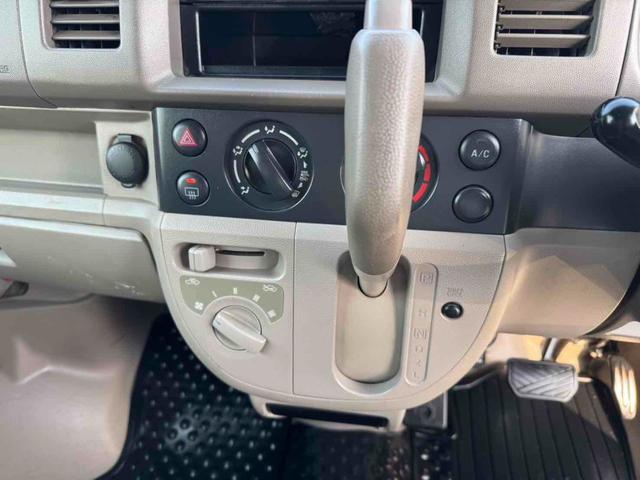 スクラム ＰＣ　４ＷＤ　ＡＴ　両側スライドドア　ＡＢＳ　エアコン　パワーステアリング　パワーウィンドウ　運転席エアバッグ　助手席エアバッグ（16枚目）