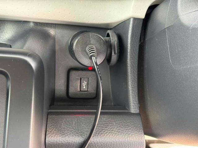 モコ Ｘ　ＦＯＵＲ　４ＷＤ　ドライブレコーダー　ＥＴＣ　スマートキー　電動格納ミラー　シートヒーター　ベンチシート　ＣＶＴ　盗難防止システム　ＡＢＳ　衝突安全ボディ　エアコン　パワーステアリング　パワーウィンドウ（4枚目）