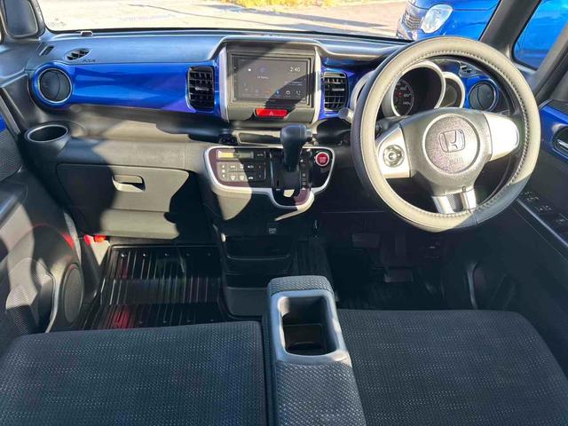 N-BOX G・Lパッケージ ETC バックカメラ 両側スライド・片側電動 TV スマートキー アイドリングストップ 電動格納ミラー ベンチシート CVT 盗難防止システム ABS ESC USB ミュージックプレイヤー接続可(8枚目)