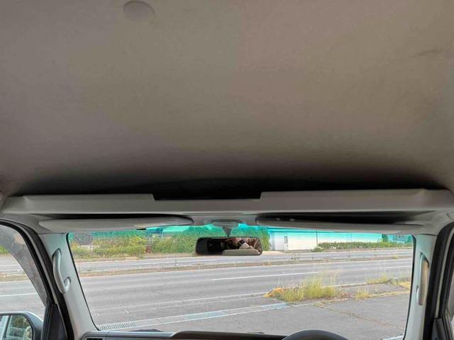 アトレーワゴン カスタムターボＲＳ　４ＷＤ　バックカメラ　両側スライドドア　ナビ　ＴＶ　ＨＩＤ　キーレスエントリー　電動格納ミラー　ベンチシート　ターボ　ＡＴ　盗難防止システム　ＡＢＳ　ＣＤ　アルミホイール　衝突安全ボディ　エアコン（10枚目）