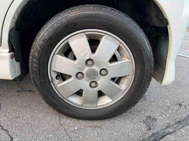 アトレーワゴン カスタムターボＲＳ　４ＷＤ　バックカメラ　両側スライドドア　ナビ　ＴＶ　ＨＩＤ　キーレスエントリー　電動格納ミラー　ベンチシート　ターボ　ＡＴ　盗難防止システム　ＡＢＳ　ＣＤ　アルミホイール　衝突安全ボディ　エアコン（20枚目）