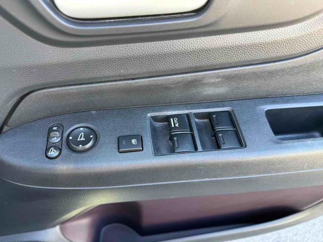 パワーウィンドウ付き☆運転席で全部の窓を開閉することが可能！！快適にドライブをお楽しみいただけます☆