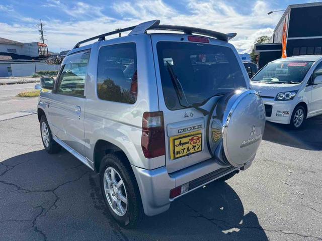 パジェロミニ アクティブフィールドエディション　４ＷＤ　ＥＴＣ　ナビ　キーレスエントリー　電動格納ミラー　ＡＴ　ＡＢＳ　ルーフレール　アルミホイール　衝突安全ボディ　エアコン　パワーウィンドウ（15枚目）