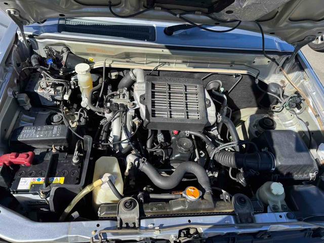 パジェロミニ アクティブフィールドエディション　４ＷＤ　ＥＴＣ　ナビ　キーレスエントリー　電動格納ミラー　ＡＴ　ＡＢＳ　ルーフレール　アルミホイール　衝突安全ボディ　エアコン　パワーウィンドウ（18枚目）