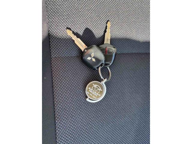 パジェロミニ アクティブフィールドエディション　４ＷＤ　ＥＴＣ　ナビ　キーレスエントリー　電動格納ミラー　ＡＴ　ＡＢＳ　ルーフレール　アルミホイール　衝突安全ボディ　エアコン　パワーウィンドウ（20枚目）