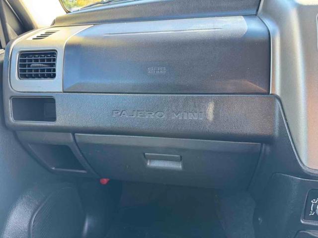 パジェロミニ アクティブフィールドエディション　４ＷＤ　ＥＴＣ　ナビ　キーレスエントリー　電動格納ミラー　ＡＴ　ＡＢＳ　ルーフレール　アルミホイール　衝突安全ボディ　エアコン　パワーウィンドウ（23枚目）