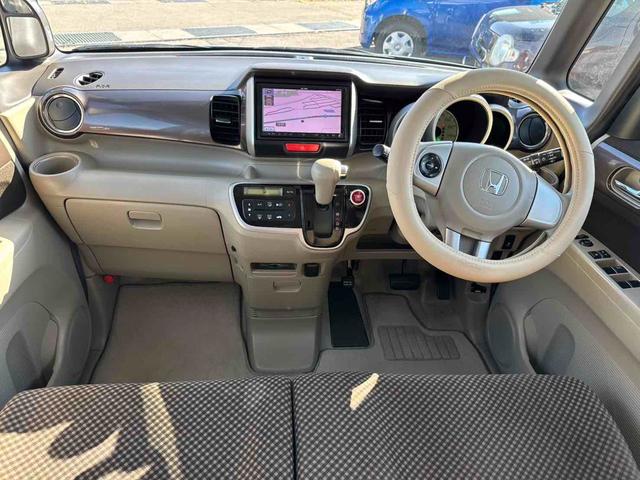 N-BOX+ G・Lパッケージ ETC バックカメラ 両側スライド・片側電動 ナビ TV スマートキー アイドリングストップ 電動格納ミラー ベンチシート CVT 盗難防止システム ABS ESC CD DVD再生(2枚目)