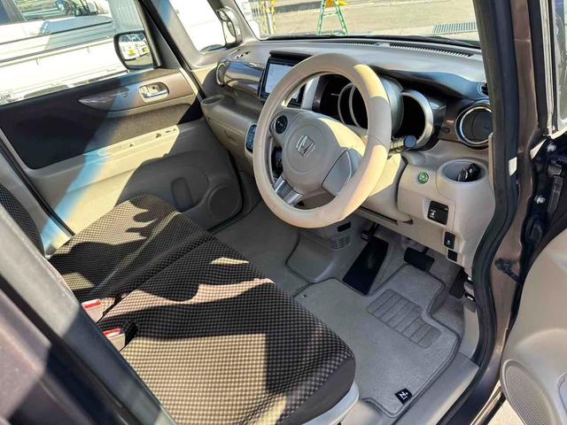 N-BOX+ G・Lパッケージ ETC バックカメラ 両側スライド・片側電動 ナビ TV スマートキー アイドリングストップ 電動格納ミラー ベンチシート CVT 盗難防止システム ABS ESC CD DVD再生(22枚目)