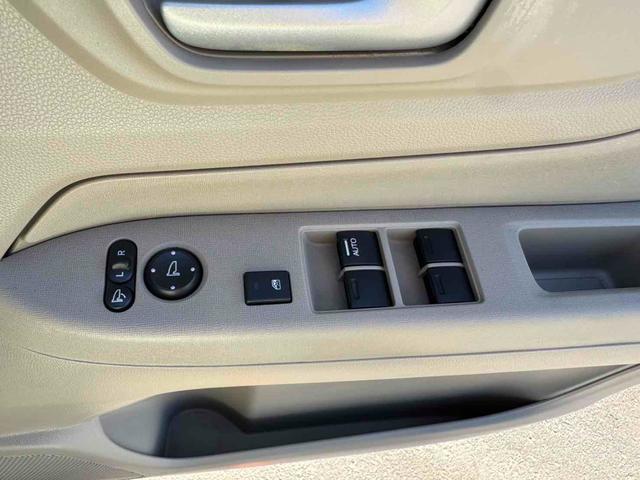 N-WGN G・Aパッケージ バックカメラ ナビ TV 衝突被害軽減システム HID スマートキー アイドリングストップ 電動格納ミラー ベンチシート CVT 盗難防止システム ABS ESC CD USB(9枚目)