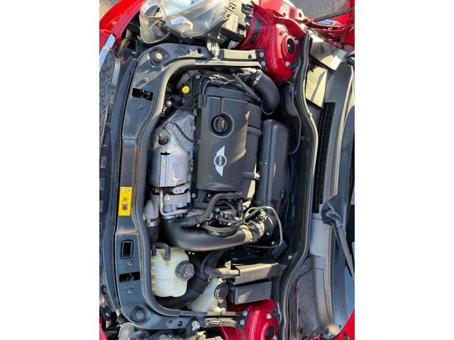 ＭＩＮＩ クーパーＳ　ＥＴＣ　バックカメラ　アルミホイール　ＨＩＤ　サンルーフ　キーレスエントリー　ＡＴ　ＡＢＳ　ＥＳＣ　ＣＤ　エアコン　パワーステアリング　パワーウィンドウ（17枚目）