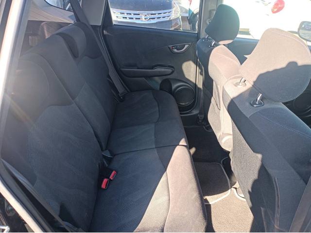 フィット G スマートスタイルエディション 4WD メモリーナビ バックカメラ ETC ライトレベライザー アルミ 電動格納ドアミラー(6枚目)