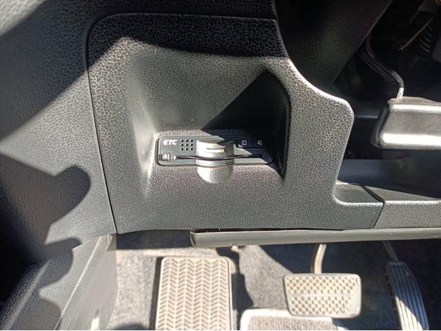 フィット G スマートスタイルエディション 4WD メモリーナビ バックカメラ ETC ライトレベライザー アルミ 電動格納ドアミラー(13枚目)